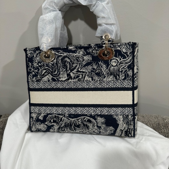 DIOR MEDIUM LADY D-LITE BAG Blue Toile de Jouy Reverse Embroid - Picture 3 of 5